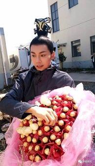 娜娜爸爸娜娜吃瓜