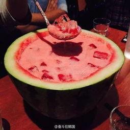 方老师吃瓜  第1张