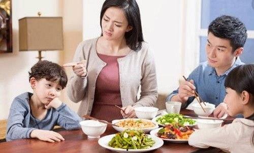 方老师吃瓜  第3张