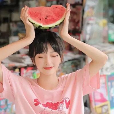 热门吃瓜头像女,热门吃瓜头像女生风采展示  第3张