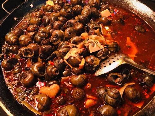 夜市街吃瓜,瓜香四溢，探寻美食与生活的味道  第3张