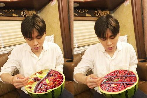 峰哥评价吃瓜,吃瓜群众的智慧与趣味