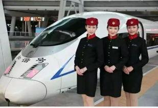 高铁乘务吃瓜,列车上的清凉一“瓜”  第2张